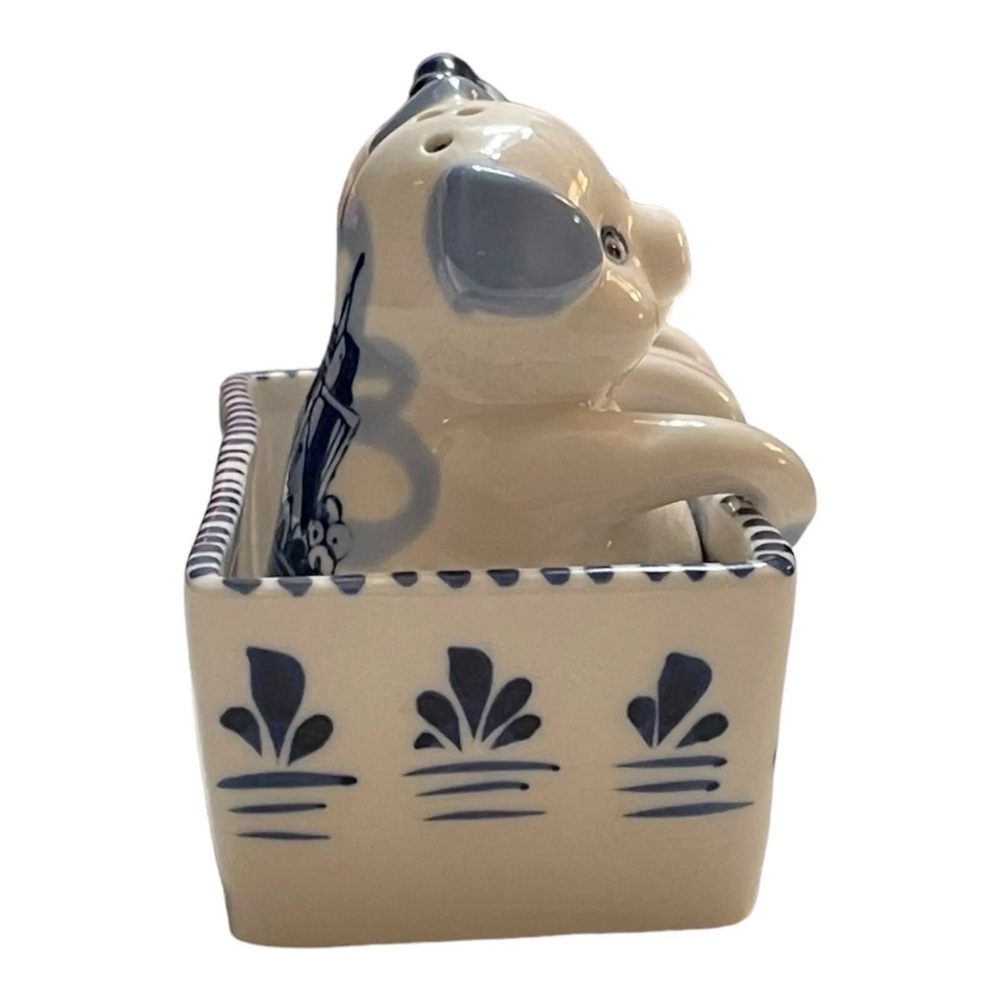 Delft Blue Pigs Salt & Pepper Shakers & Holder Pig Figure Aruba Collectible Set - Picture 2 of 16
